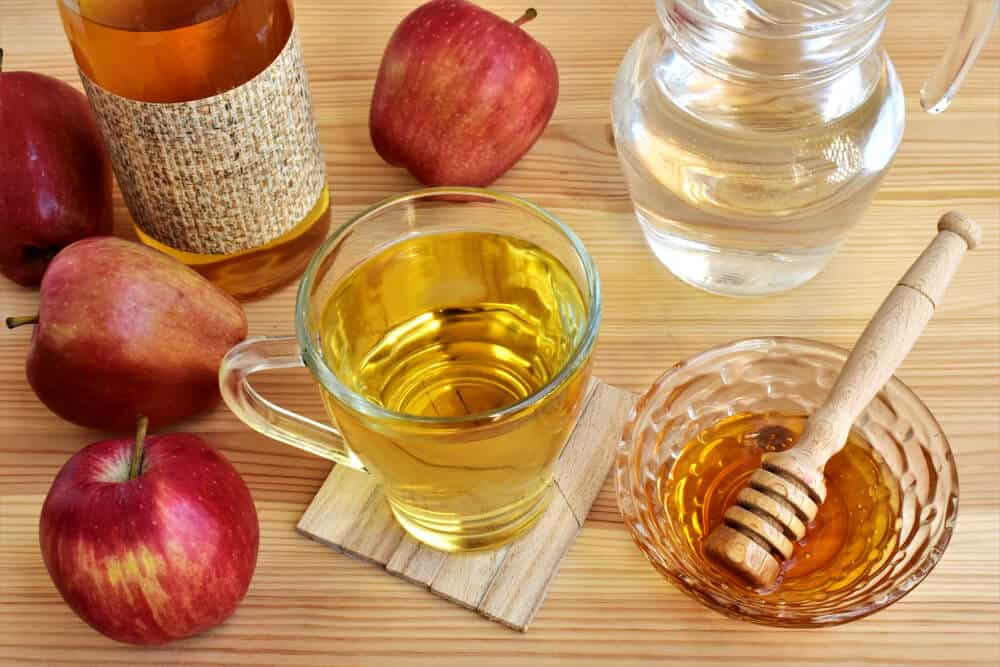 درمان رفلاکس معده با عسل و سرکه سیب
